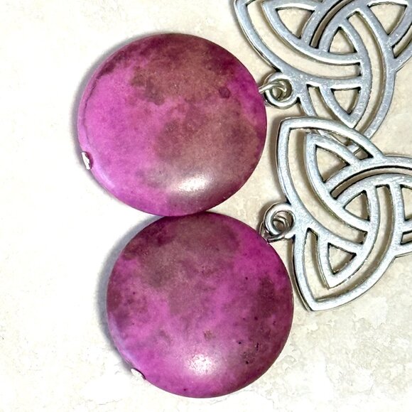 2/$20, Viva Magenta Agate Triqueta Sterling Silver Dangle Earrings - Picture 3 of 9